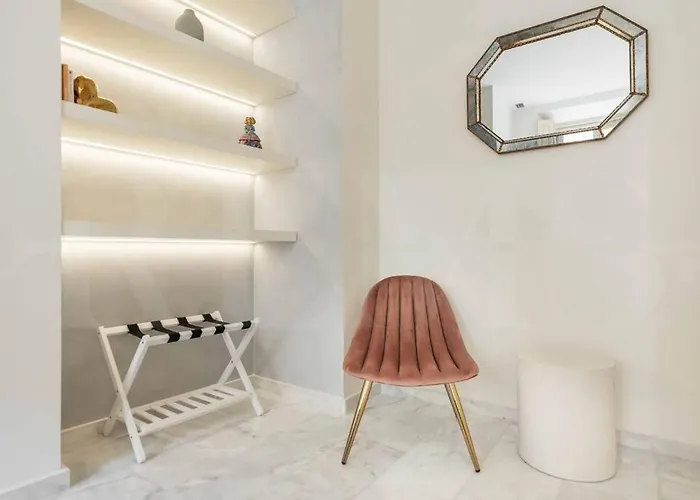 Apartment Luxurious In Center With Parking By Rems Málaga