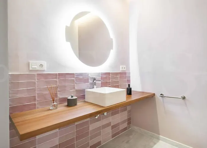 Luxurious In Center With Parking By Rems Apartment